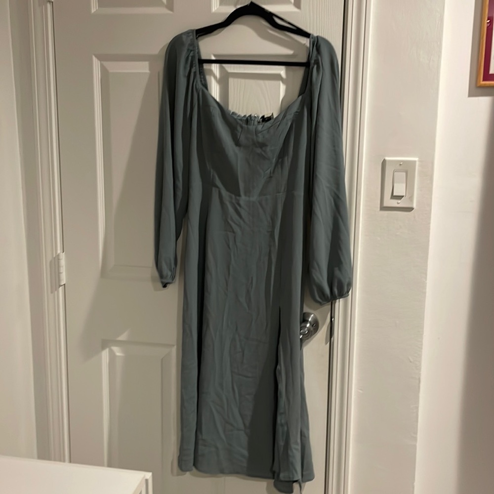Forever 21 Sweetheart Ruched Back Dress